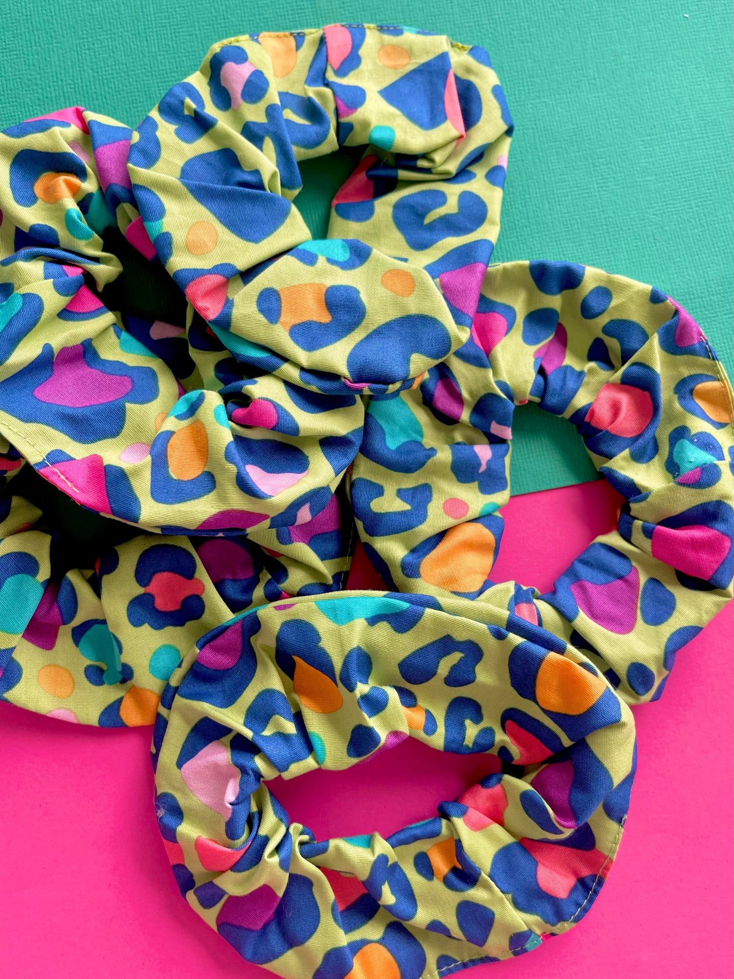SCRUNCHIE - GREEN